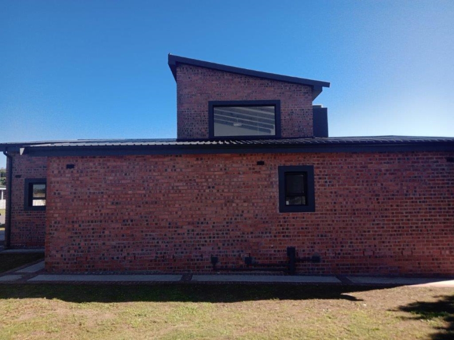 4 Bedroom Property for Sale in Aston Bay Eastern Cape